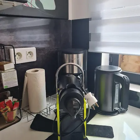 Loft Convivial- Wi-fi - Cour & Piscine Διαμέρισμα *