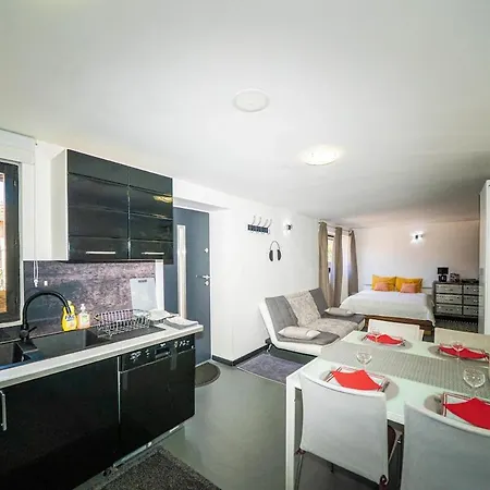 Loft Convivial- Wi-fi - Cour & Piscine